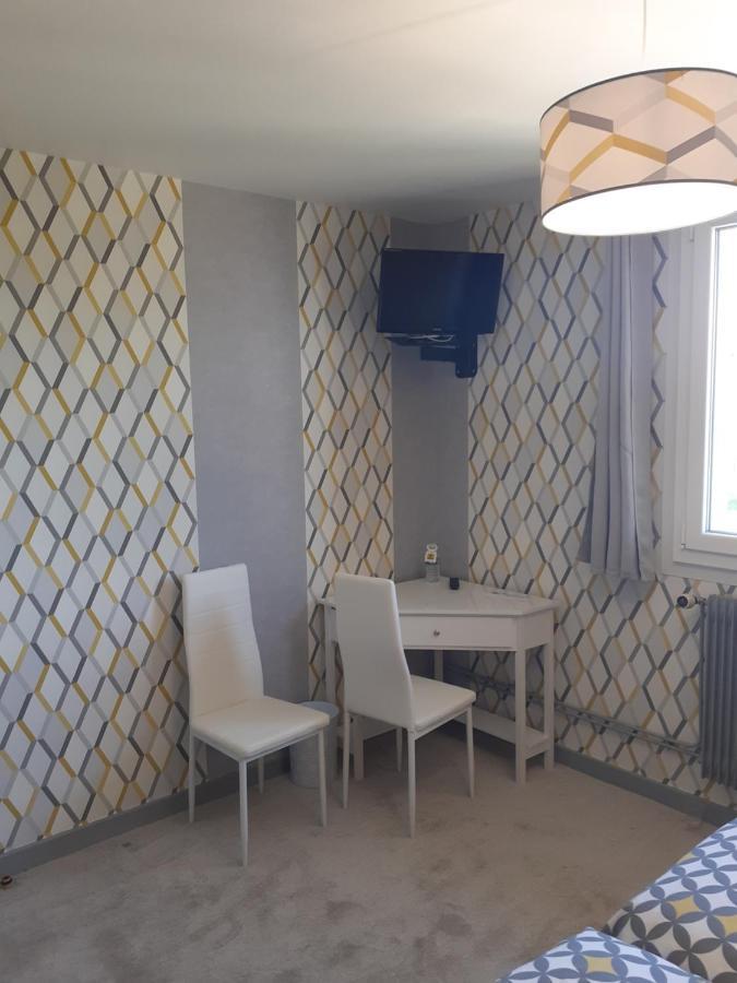 Logis Au Puits Enchante Saint-Martin-en-Bresse エクステリア 写真