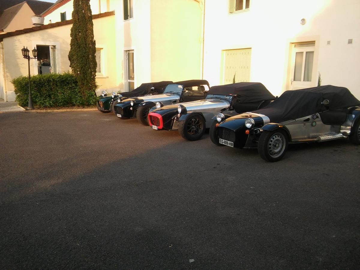 Logis Au Puits Enchante Saint-Martin-en-Bresse エクステリア 写真
